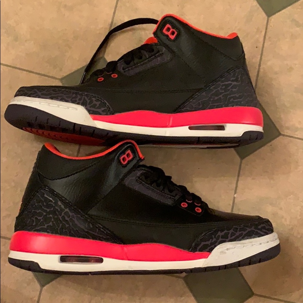 Crimson Red Retro 3 Jordan